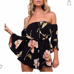 Floral romper, off the shoulder